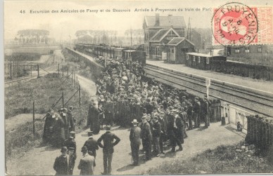 FROYENNES GARE ET ARRIVEE DU TRAIN DE PARIS 06-04-1908.jpg
